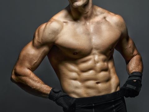 Muskelabbau verhindern und Muskeln aufbauen: Training, Ernährung und Lebensstil