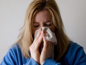 Chronische Sinusitis loswerden: Vorbeugung,  Hausmittel, Medikamente, Behandlung